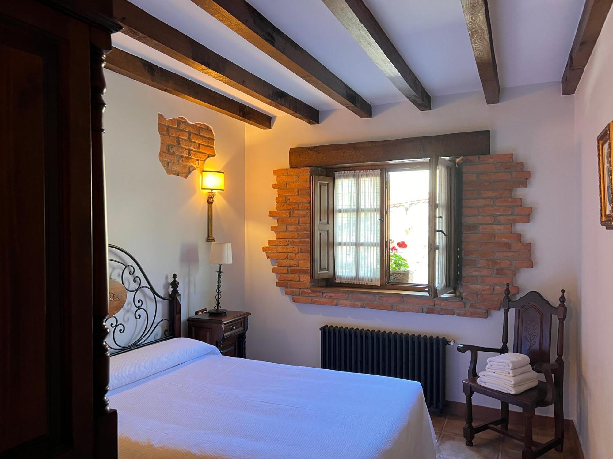 Apartamentos Villa Julieta Ruente Esterno foto